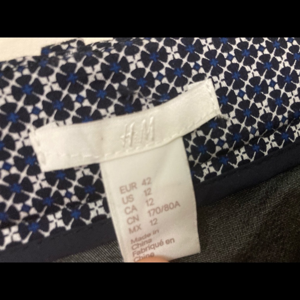 H&M Pants - Picture 2 of 4